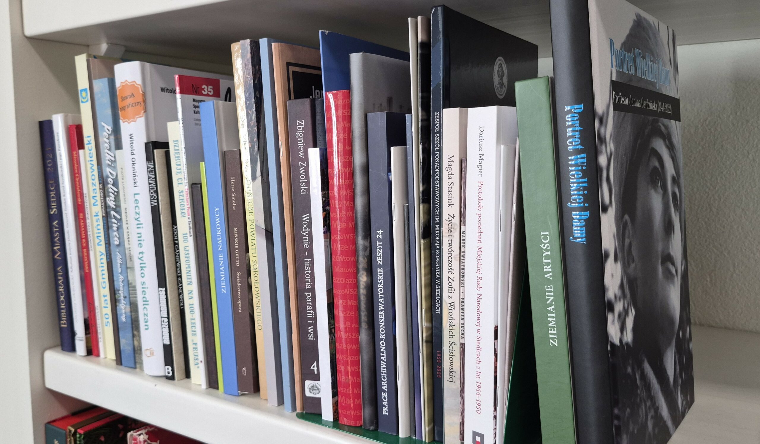 Zbiory regionalne w bibliotece